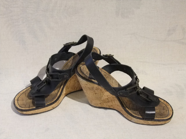 CHLOE (SEE by CHLOE) cork wedge shoes size 37 (US size 7) in Women's - Shoes in City of Toronto - Image 2