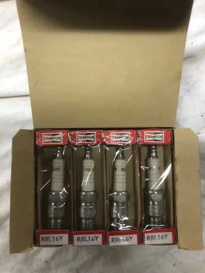 Estate clear out find. Shipping anywhere in Canada for cost. Etransfer. Canada Post with tracking an...