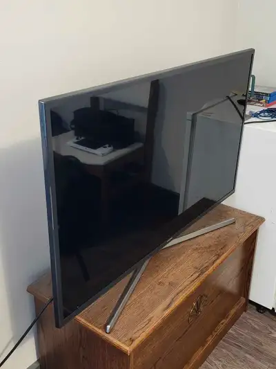 Samsung 43" MU6300 4k Television, View more