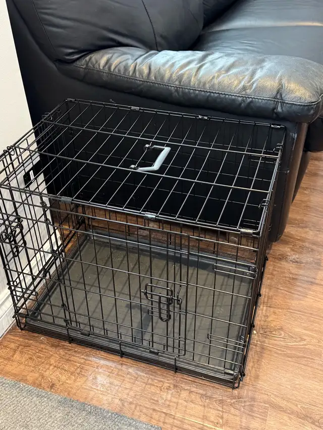 crate small for dogs  in Accessories in Markham / York Region - Image 2