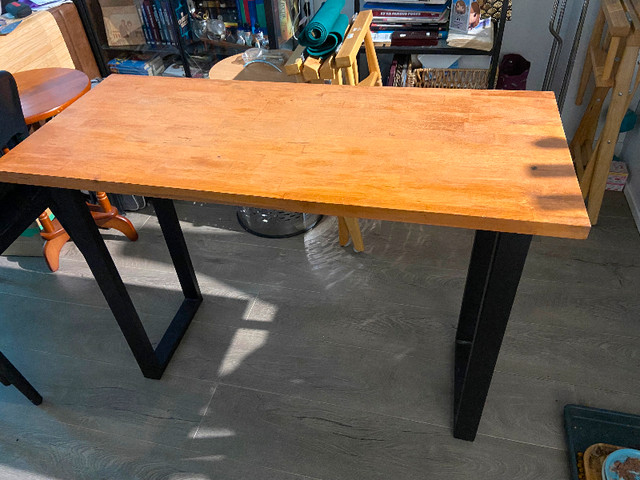 Console Table in Other Tables in City of Toronto