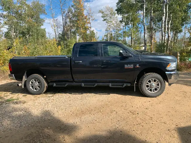 2018 Ram 3500 4x4 Manual63849105677699122