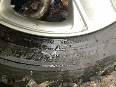 Rims off of 2005 -2008 Acura bolt pattern 5x120 fit variety of vehicles