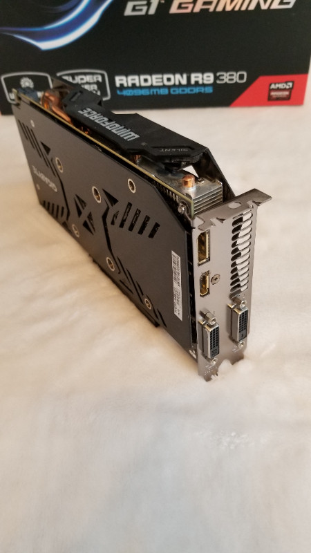 GIGABYTE  R9 380 4GB in System Components in Edmonton - Image 2