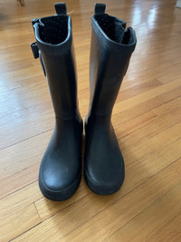 Size 13T girls rubber  boots