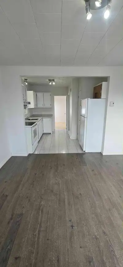 Bonjour ! Je propose une cession de bail pour mon 3½ situé à [Chicoutimi / Jonquière / La Baie – met...