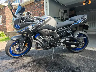 I got a beautiful Yamaha Fazer for sale. I am the second owner No accidents 24K on it New battery Ne...