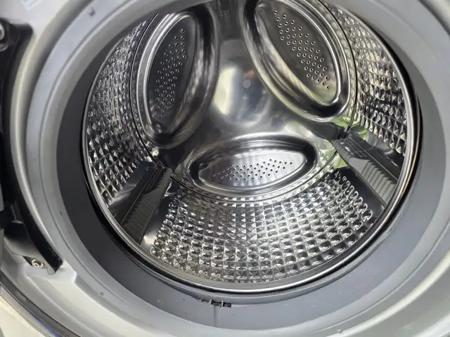 RELIABLE SILVER FRONT WASHER ELECTRIC DRYER SET  in Washers & Dryers in Mississauga / Peel Region - Image 3