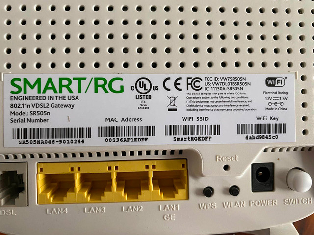 Smart RG SR505n Router Modem dans Réseaux  à Ville de Québec - Image 3