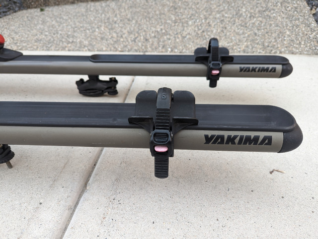 Yakima Bike Racks crossbar mounts | Other | Kelowna | Kijiji