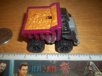 Hot Wheels  Attack pack dump truck-1994