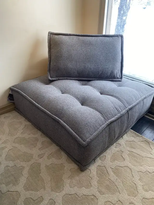 brand new corner chair w backrest628637378028831222