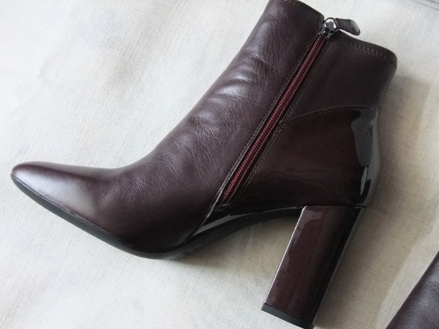 NEW GEOX burgundy leather ankle boots size 9.5 in Women's - Shoes in City of Toronto - Image 4