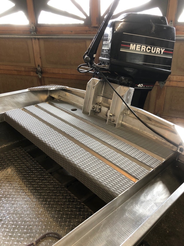 1989 Mercury 30/40 2 stroke outboard jet motor Powerboats