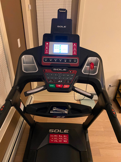 Treadmill - Sole F63