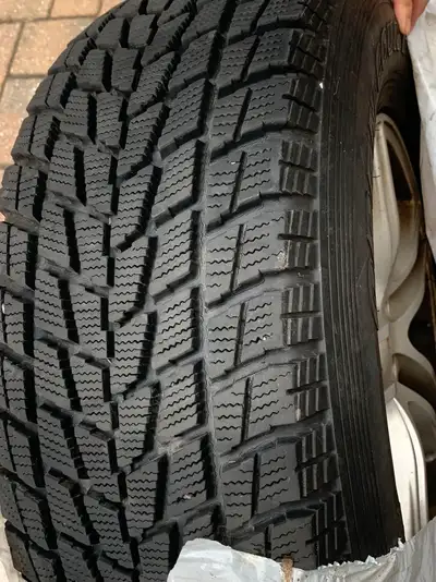 255/65/R16, used two winters, previous on Benz SUV, offset ET42