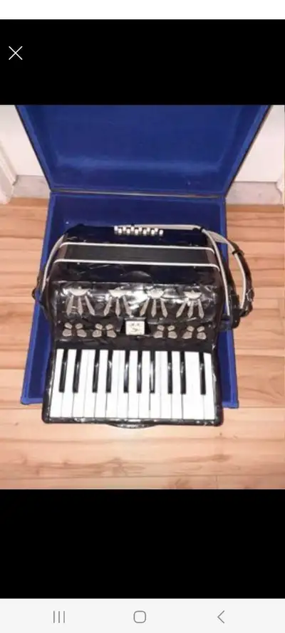 ACCORDÉON BAILE, View more