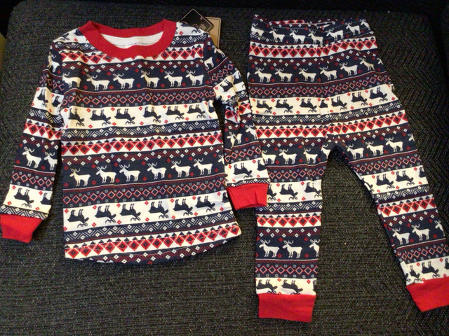 WindRiver  Heritage Baby 2 piece pyjamas  Size 12-18  in Clothing - 12-18 Months in Kitchener / Waterloo