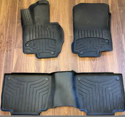 WeatherTech floor mats Used in a 2021 Mercedes GLE 63s Sold the car $100.00