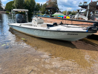 Hewes Redfisher 16 - Center Console - 90 HP Yamaha - Trailer