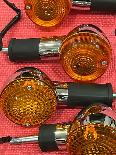 NEW Kawasaki Genuine Parts turn lamp signals Vulcan 900 vn1500 Classic Nomad 1500 Drifter 800 vn1500...