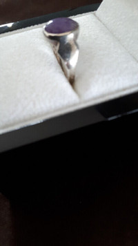 Cabochon Amethyst silver ring