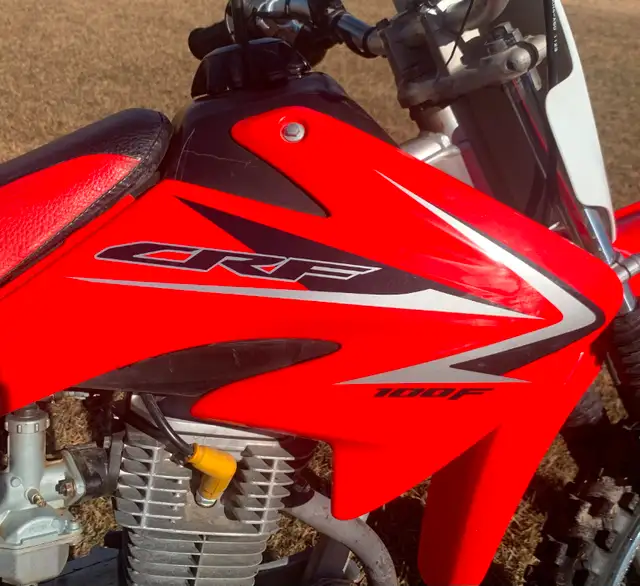 2005 Honda crf 100f Dirtbike in Dirt Bikes & Motocross in Lethbridge - Image 7