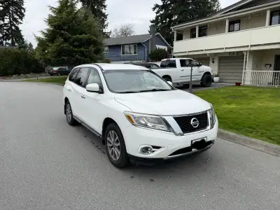 Nissan Pathfinder 2014 – AWD, 7 seater Selling a 2014 Nissan Pathfinder. Very spacious and comfortab...