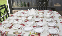 "Belinda" Pattern Paragon/Royal Albert Tea/Coffee/Dessert China