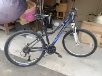 Giant Revel 1 W Bike