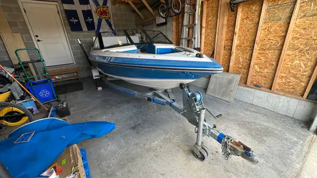 1990 Sunbird SPL 160 bowrider with 1998 Envirude 115HP. in Powerboats & Motorboats in Trenton - Image 6
