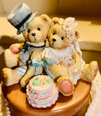 Cherished Teddies Love Bears All Things 1993 Wedding  Music Box