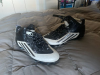 Men’s Adidas Soccer Cleats-size 9 1/2