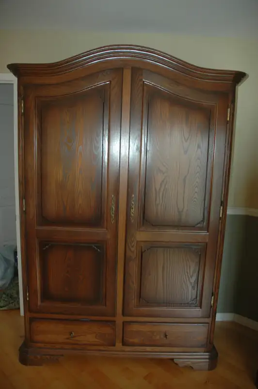 Mobilier chambre à coucher style Antique Provençal 100% Frêne in Other in Drummondville - Image 7