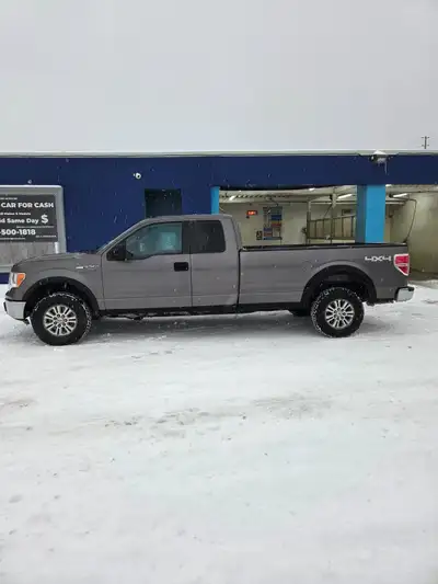 Runs amazing -7 lug heavy suspension towing package -Factory built in electronic brake control 6 way...