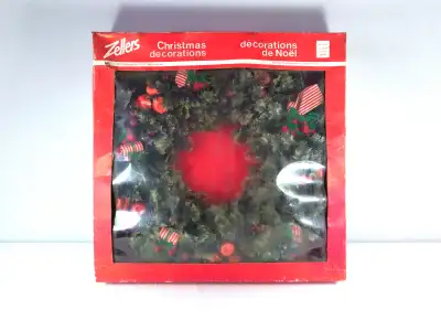 Vintage Zellers Artificial Christmas Wreath (19" x 19" x 3.5"), View more