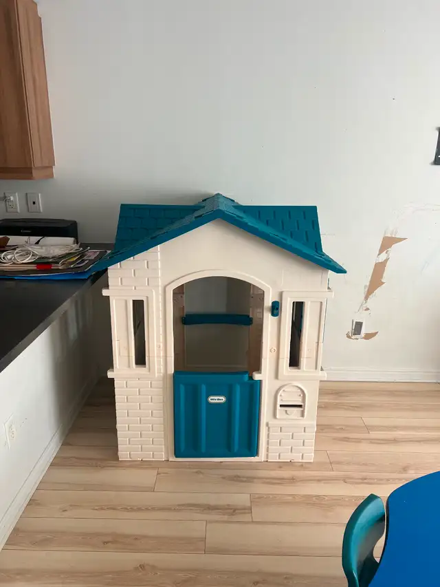 Kids Play House63826839581571120