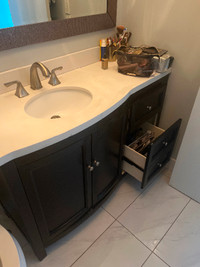 Bathroom cabinet quartz counter top