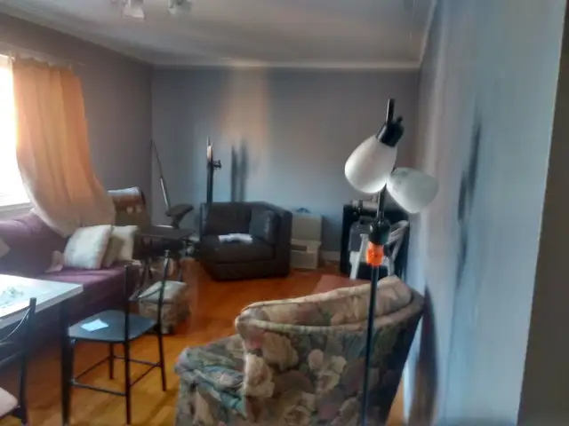 Immense chambre dans C-D-N 490 $ tout inclus