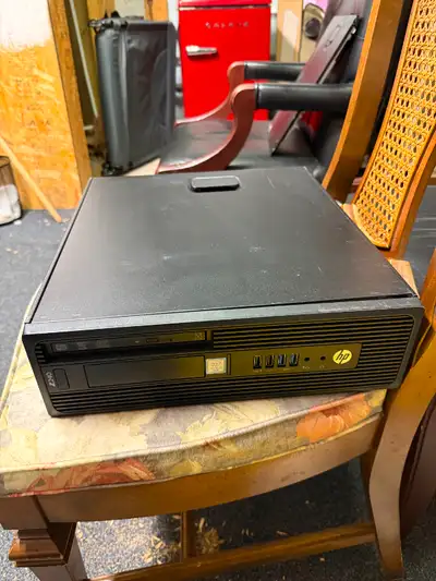 HP Z240 Desktop Core i7-6700T 16GB RAM 500GB SSD AMD FirePro W4100 GPU Pickup Only