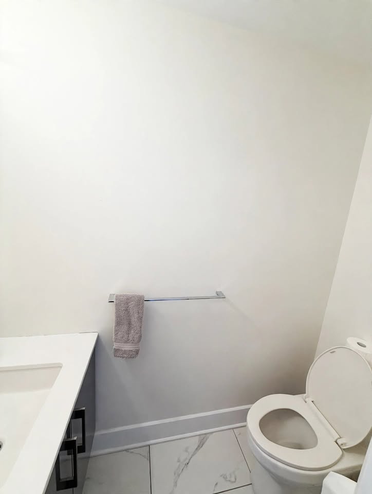 2-Storey Loft for Rent – The Bowery, Downtown Ottawa (1 Bed, 1.5 5