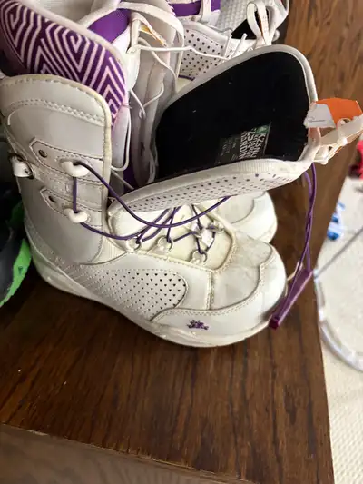 Women’s 7 snowboard boots , View more