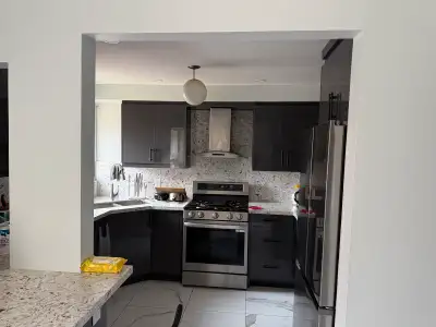 Shared Room for Rent – Female Only