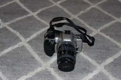 Vintage MINOLTA DYNAX 500si FILM Camera, View more