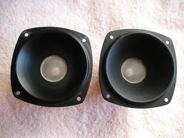 Vintage Coral Alnico, Horn Tweeter pair in Speakers in City of Toronto - Image 4