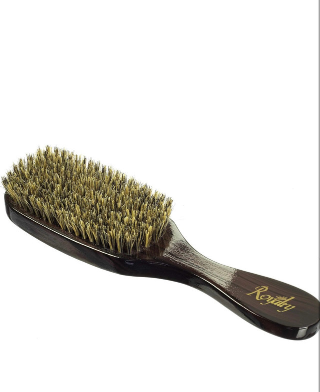 Royalty by brush king wave brush bk760 light brown color/ bk916  in Other in St. Catharines - Image 2