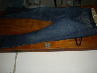 Elis Tahari Nicola Jeans for women 12