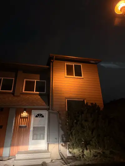 Three bedroom, 1.5 bath townhouse for rent, available now. 3 bedroom and bathroom on top level, main...