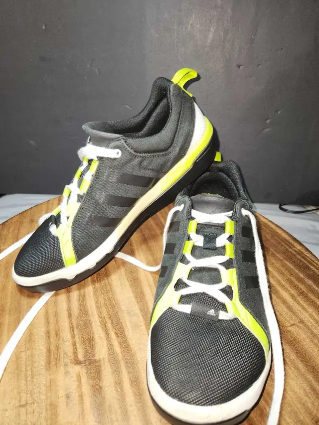 Adidas slack cruiser Runners size.Men  size  10 ½ like-new in Men's Shoes in London - Image 3