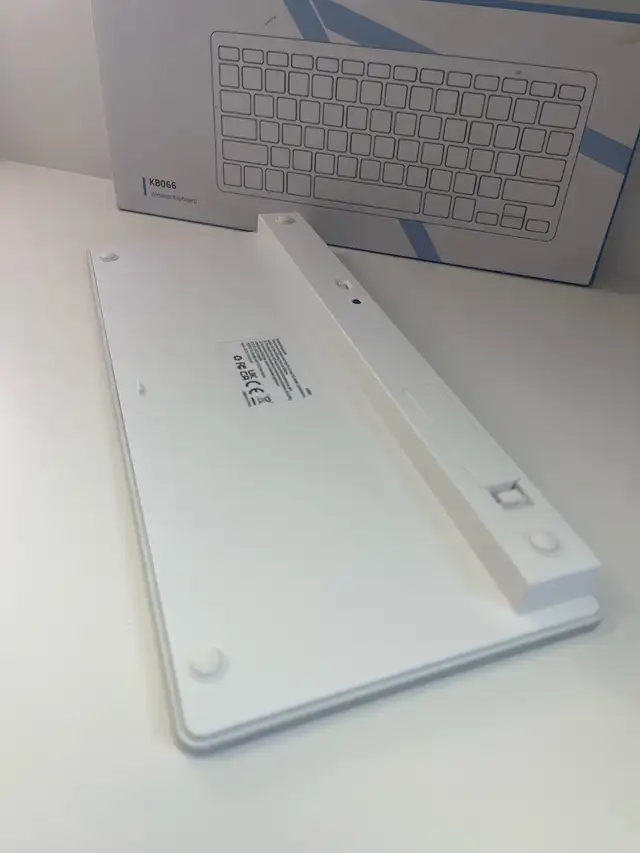 KB066 Wireless Keyboard in Mice, Keyboards & Webcams in City of Toronto - Image 4